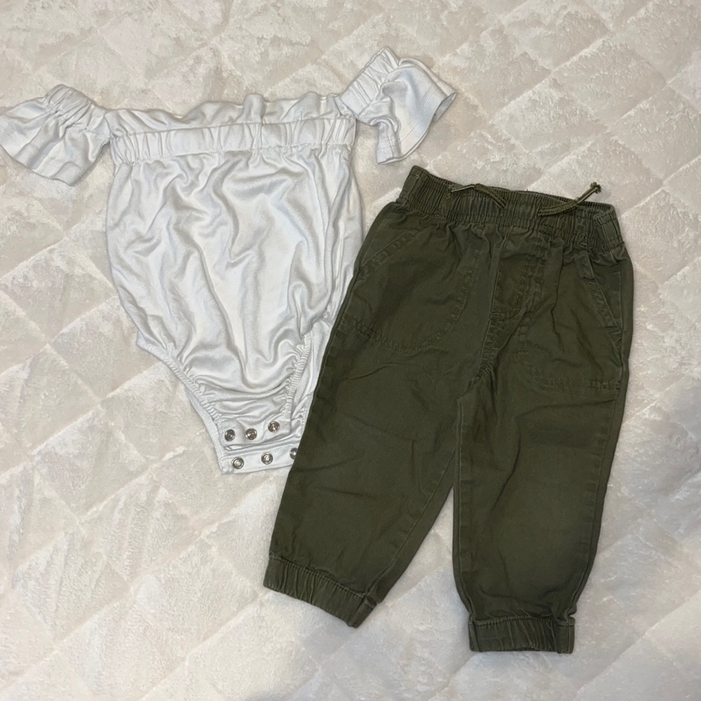 Baby Girl 12m Off Shoulder Outfit